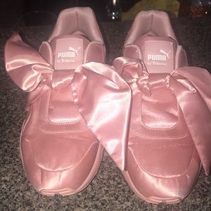 Puma fenty shoes